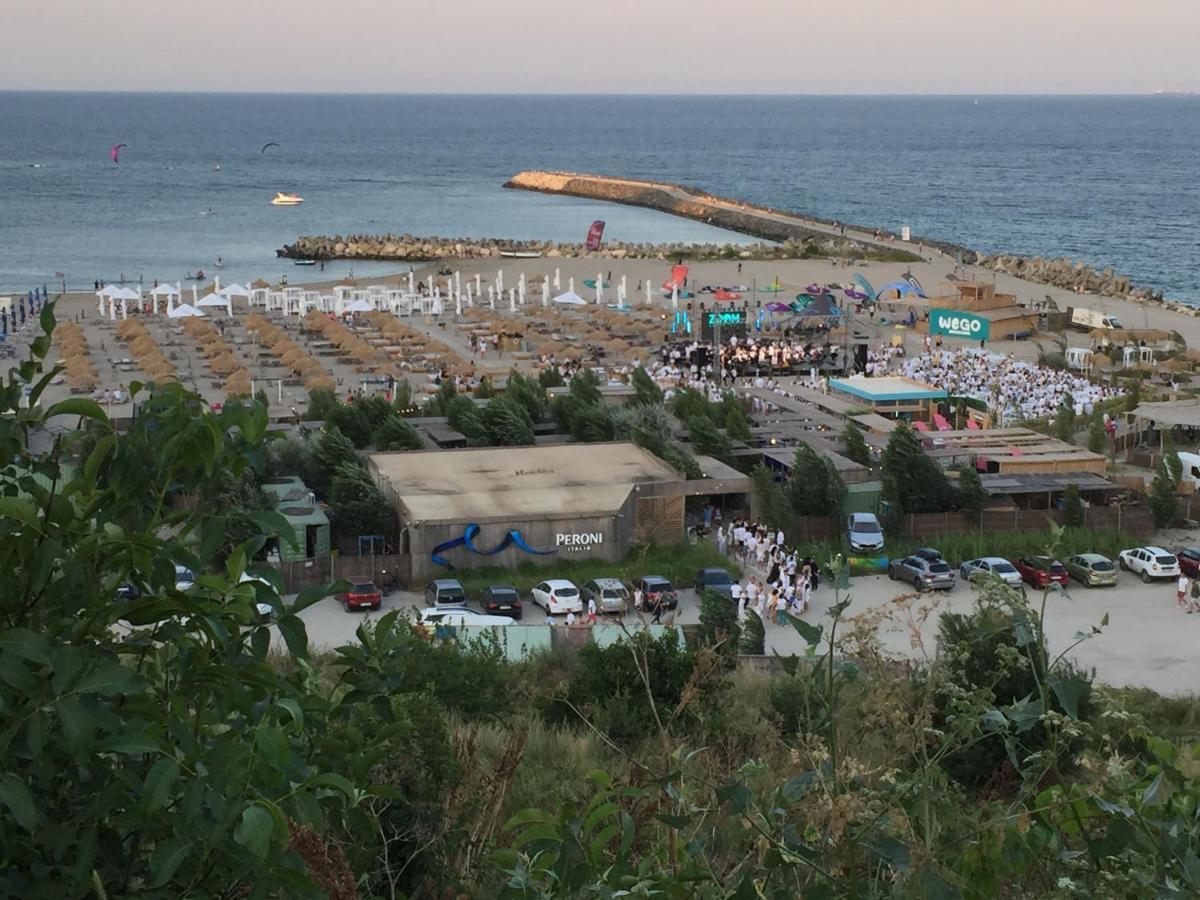 Villa 3 Papuci Constanta Bagian luar foto